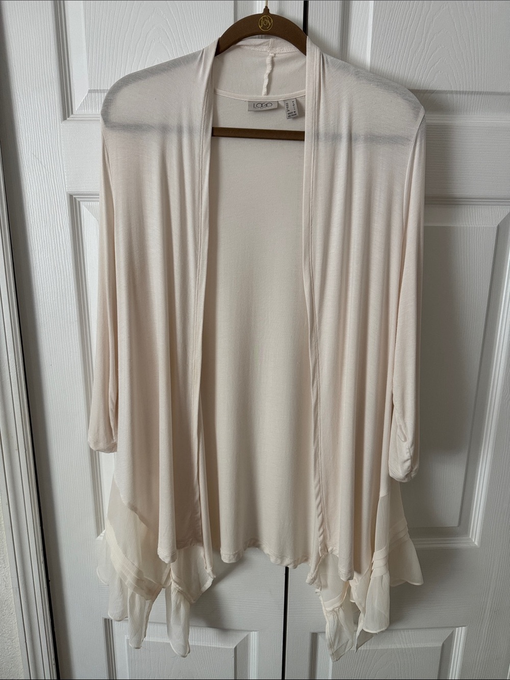LOGO by Lori Goldstein Open Front Lightweight Cardigan in Soft Cream med.